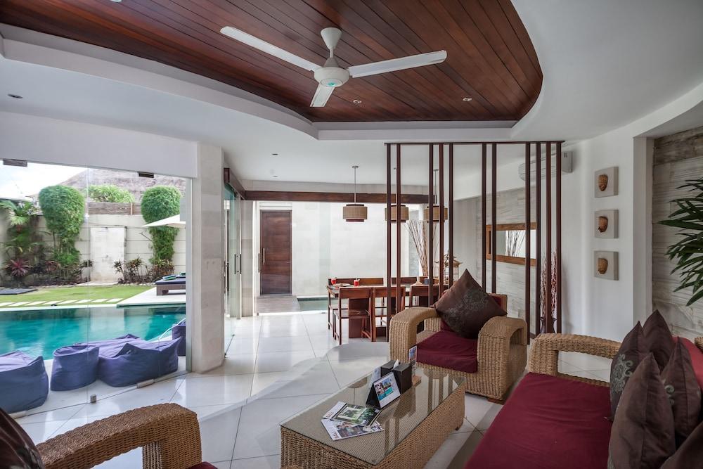 Kirana Villa *